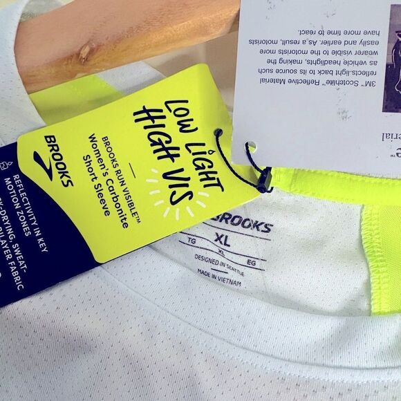 NWT BROOKS WOMENS CARBONITE SHORT SLEEVE REFLECTIVE SHIRT SIZE XL - Picture 2 of 3